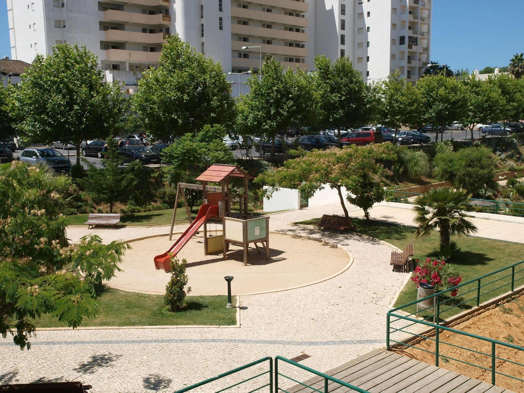 Apartamentos Jardins Da Rocha Portimão Exterior foto